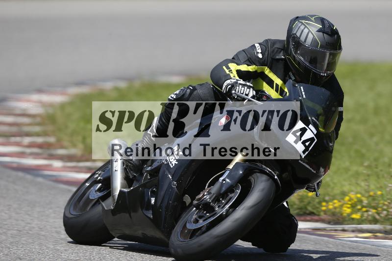 /39 15.07.2024 Plüss Moto Sport ADR/Freies Fahren/44